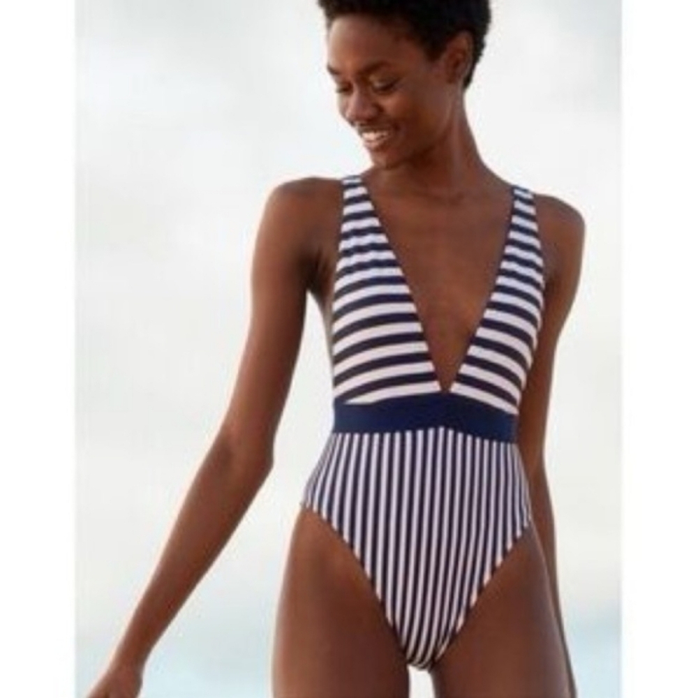 Aerie Navy & Cream Striped Swimsuit- NWOT Size M